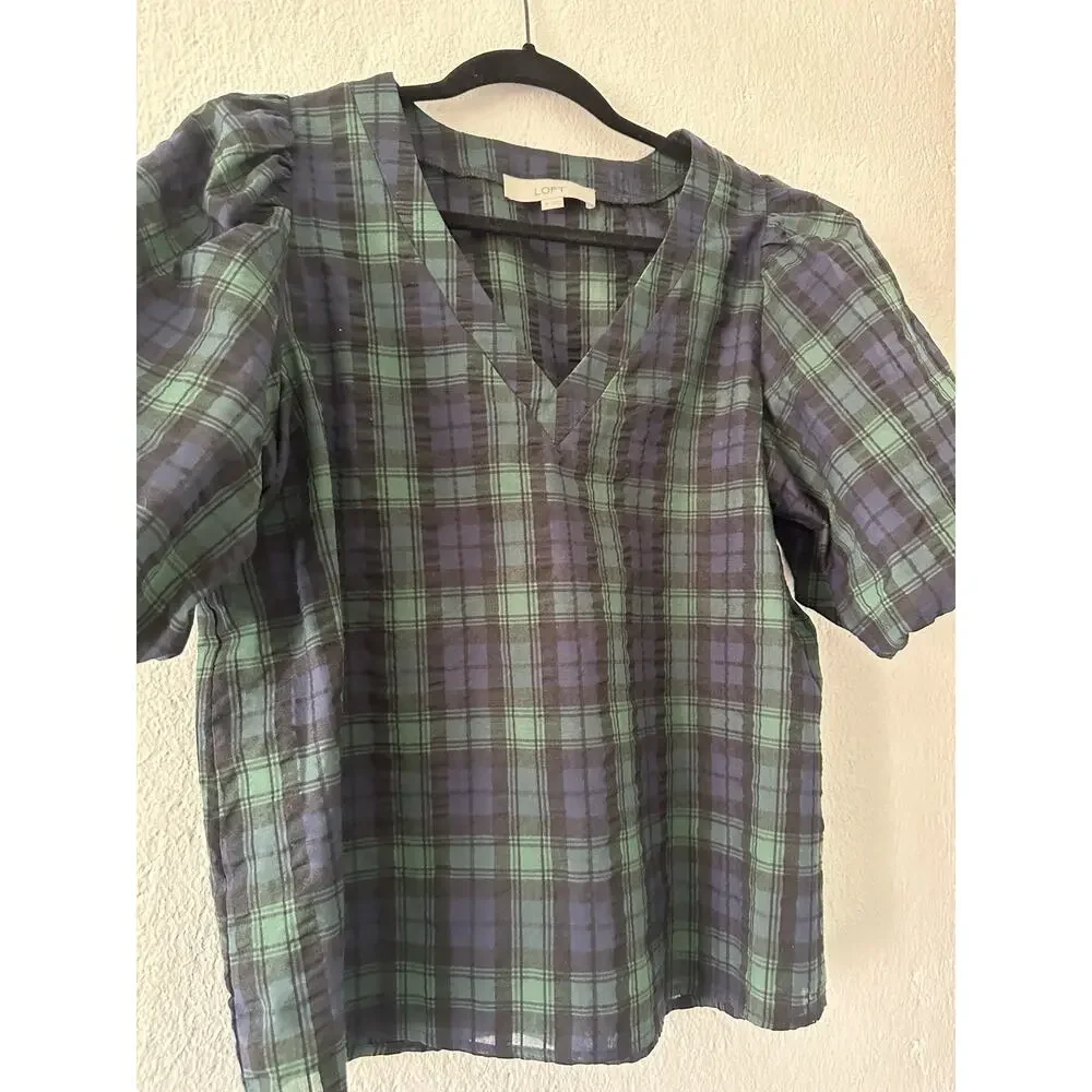 Loft Plaid Textured Tartan Green Blue Puff Short Sleeve Blouse V-Neck Sz Medium